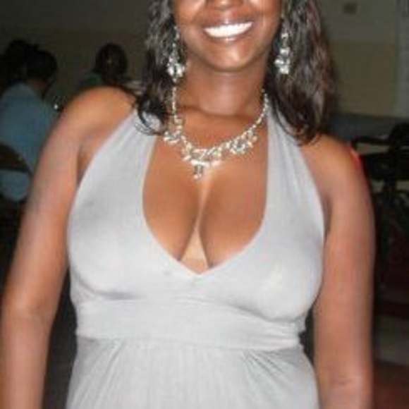 Meet your Posher, Rashonda - Picture 1 of 1